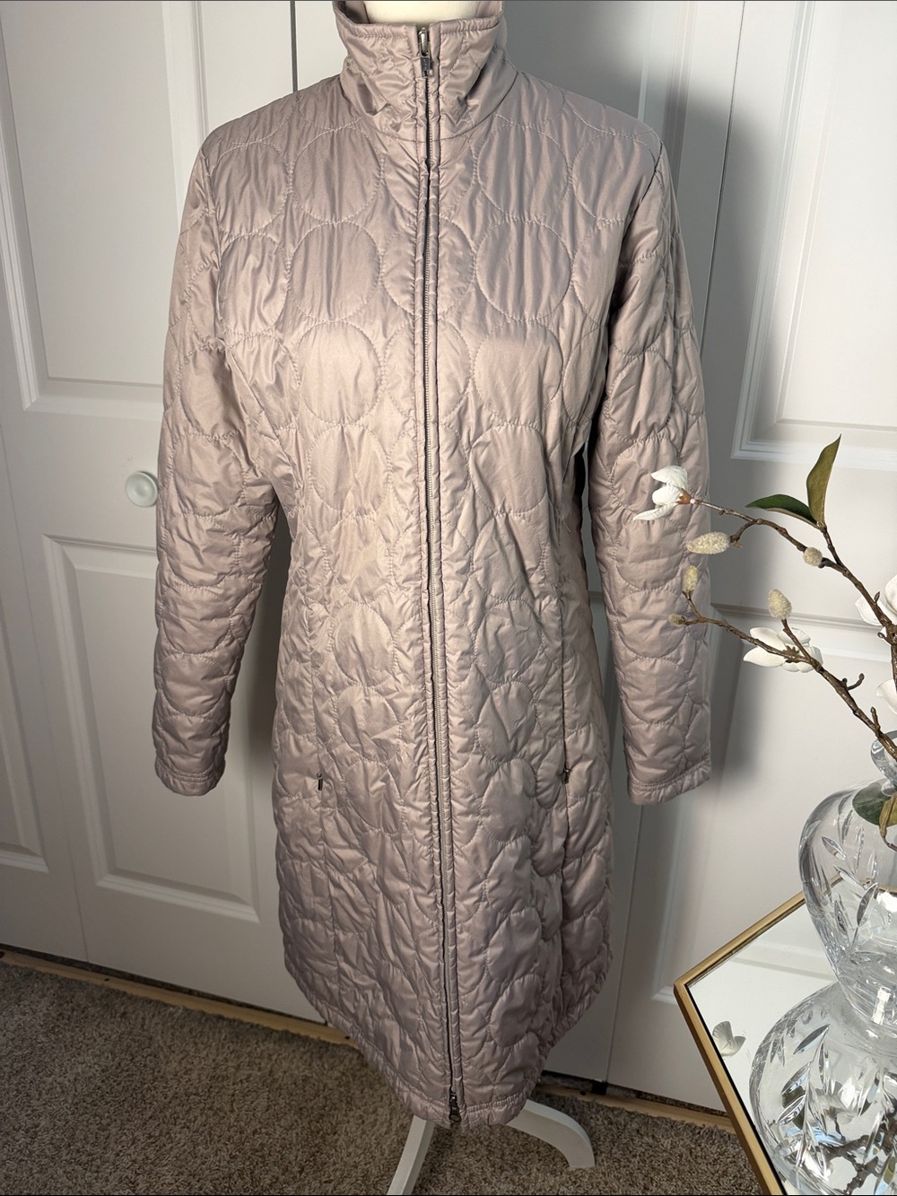 Patagonia Light Taupe Quilted Long Coat - Women's Lightweight Jacket S